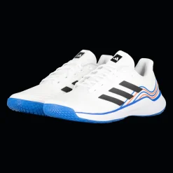 Novaflight, Hallsko, Herre