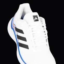 Novaflight, Hallsko, Herre