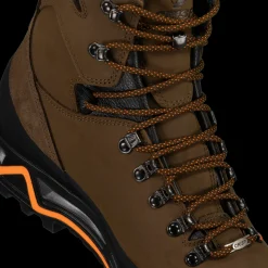 Skarven Evo, Fjellstovel Herre