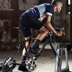 Wahoo, Kickr Climb, Aktiv ForhjulsStøtte Til Sykkelrulle